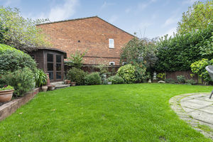 Photo 9- click for photo gallery